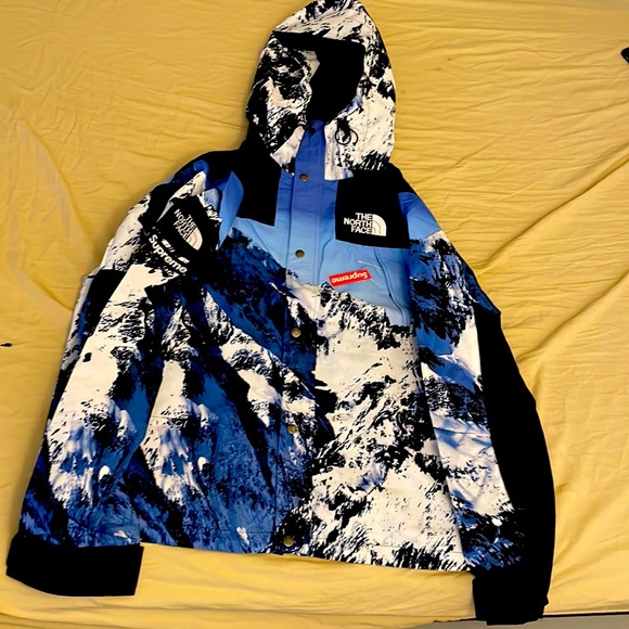 New supreme X The north face mountain Baltoro Jacket
